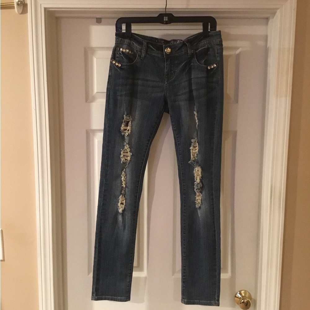 Juniors Med Blue Distressed Women’s Jeans